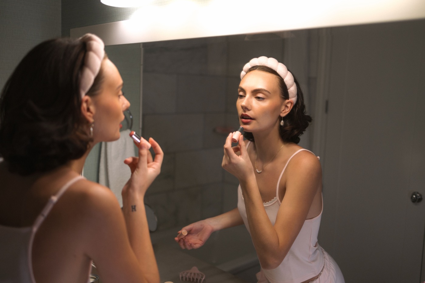 Behind the scenes at the Isla Lune Prestige Hotel shoot, mirror application